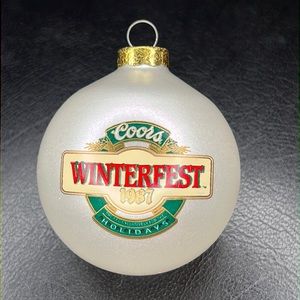🎄Coors "Winterfest 1987 Holidays" Silver White Glass Ball Ornament 🎄